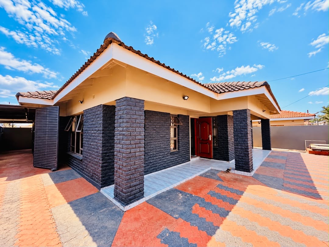 5 BEDROOM FAMILY HOME FOR SALE - MADOKERO 🏡* CORNER PROPERTY 368 sqm in Madokero